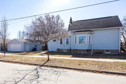 901 S Greenwood Avenue, Green Bay, WI 54304 - Photo 2