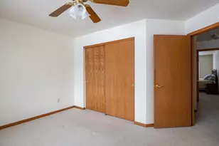 486 Wyldewood Dr, Oshkosh, WI 54904 - Photo 14