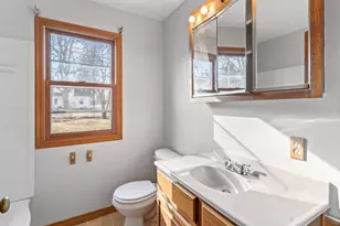 2007 N Division St, Appleton, WI 54911 - Photo 10