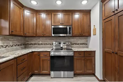 553 Gwynn Street, Green Bay, WI 54301 - Photo 20