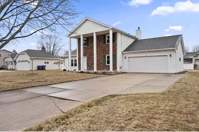 553 Gwynn Street, Green Bay, WI 54301 - Photo 4