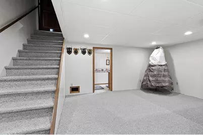 553 Gwynn Street, Green Bay, WI 54301 - Photo 34