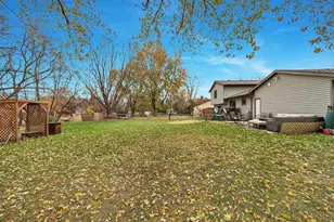 2930 Devroy Ln, Green Bay, WI 54313 - Photo 42