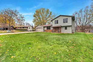 2930 Devroy Ln, Green Bay, WI 54313 - Photo 54