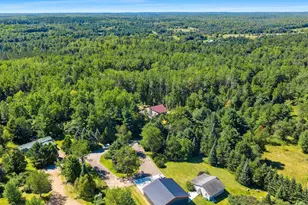 14533 Joseph Ln, Mountain, WI 54149 - Photo 8