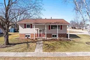 306 Harmsen Ave, Waupun, WI 53963 - Photo 36