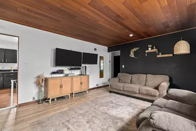 1044 Grand Street, Oshkosh, WI 54901 - Photo 4