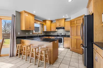 2251 Hopf Lane, De Pere, WI 54115 - Photo 6