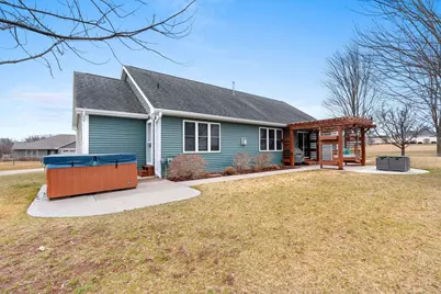 833 Whispering Way, Omro, WI 54963 - Photo 38