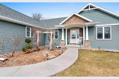 833 Whispering Way, Omro, WI 54963 - Photo 2
