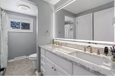 408 Simonet Street, Green Bay, WI 54301 - Photo 42