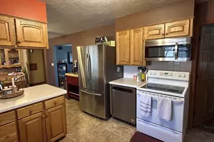 128 Horn St, Brillion, WI 54110 - Photo 12