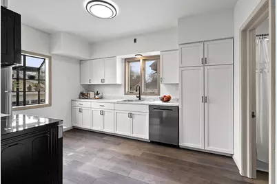 993 Christiana Street, Green Bay, WI 54303 - Photo 10