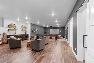 2536 Meadow Breeze Ct, Green Bay, WI 54311 - Photo 2