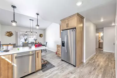 2323 Deckner Avenue, Green Bay, WI 54302 - Photo 26