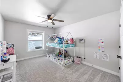 2323 Deckner Avenue, Green Bay, WI 54302 - Photo 16