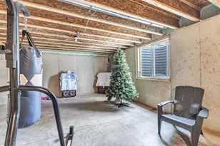 2323 Deckner Ave, Green Bay, WI 54302 - Photo 20