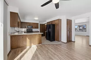 1381 Silverwood Ln, Neenah, WI 54956 - Photo 10