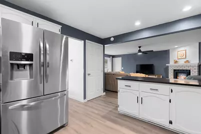 921 E Windfield Place #A, Appleton, WI 54911 - Photo 14