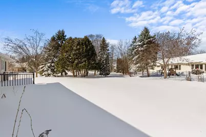 3050 Hunters Place, Oshkosh, WI 54904 - Photo 42