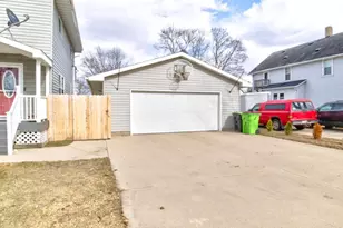 228 N Franklin St, Oconto Falls, WI 54154 - Photo 40