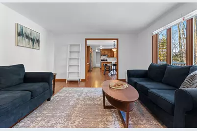 236 Elk Court, Green Bay, WI 54302 - Photo 4