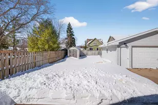 1915 Sheridan St, Oshkosh, WI 54901 - Photo 30