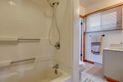 4113 N Shore Drive Street, Menominee, MI 49858 - Photo 40