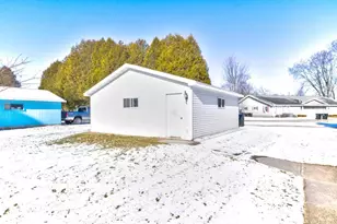 4113 N Shore Dr St, Menominee, MI 49858 - Photo 26