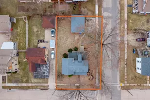 903 Smith St, New London, WI 54961 - Photo 6