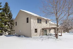 2919 Hornsby Wy, Green Bay, WI 54313 - Photo 4