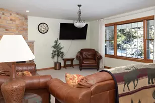 2919 Hornsby Wy, Green Bay, WI 54313 - Photo 8