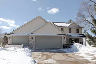2919 Hornsby Wy, Green Bay, WI 54313 - Photo 1