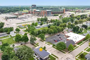 1751 S Oneida St, Green Bay, WI 54304 - Photo 4