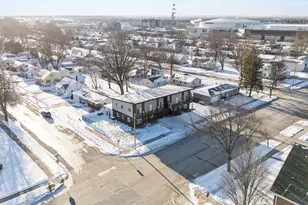 1749 S Oneida St, Green Bay, WI 54304 - Photo 48