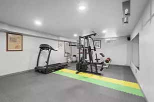 1749 S Oneida St, Green Bay, WI 54304 - Photo 38