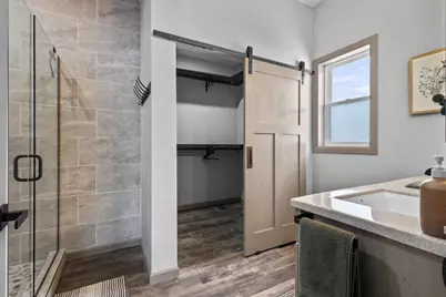 1751 S Oneida Street, Green Bay, WI 54304 - Photo 20