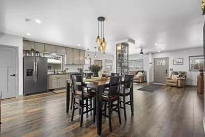 1751 S Oneida Street, Green Bay, WI 54304 - Photo 12