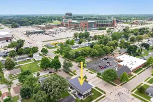 1749 S Oneida St, Green Bay, WI 54304 - Photo 4