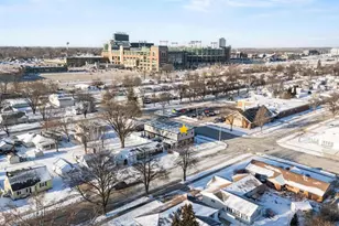 1749 S Oneida St, Green Bay, WI 54304 - Photo 68