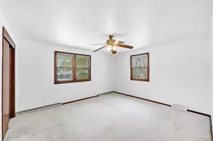 550 Edelweiss Dr, Green Bay, WI 54302 - Photo 22