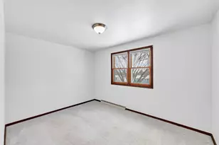 550 Edelweiss Dr, Green Bay, WI 54302 - Photo 20