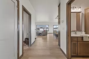 733 Tambour Ct, De Pere, WI 54115 - Photo 12