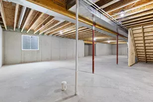 2998 Creekwood Dr, Green Bay, WI 54311 - Photo 44