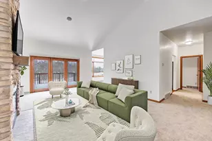 1655 Remington Ridge Way, De Pere, WI 54115 - Photo 4