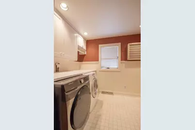 2640 Appian Way, Green Bay, WI 54302 - Photo 18