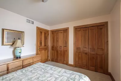 2640 Appian Way, Green Bay, WI 54302 - Photo 14