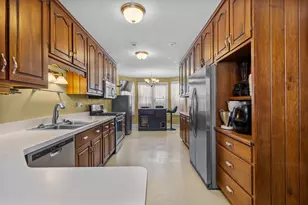 81 N Park Ave, Fond du Lac, WI 54935 - Photo 16