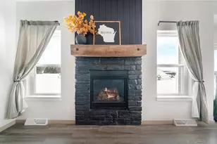 531 S Silver Fox Dr, Kewaskum, WI 53040 - Photo 6