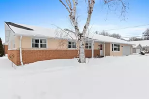 2412 N Morrison St, Appleton, WI 54911 - Photo 32